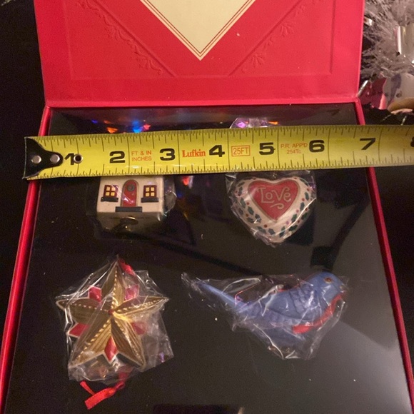 🎄Our Christmas together 2001 Hallmark box ornaments NIB 🎄 - Picture 12 of 13